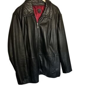 Wilson’s leather jacket red satin lining WL Plus 2x black pockets